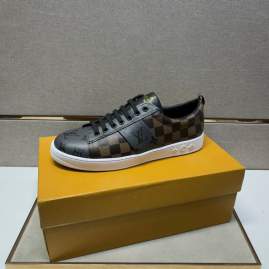 Picture of Louis Vuitton Shoes _SKULVsz38-44h090514945